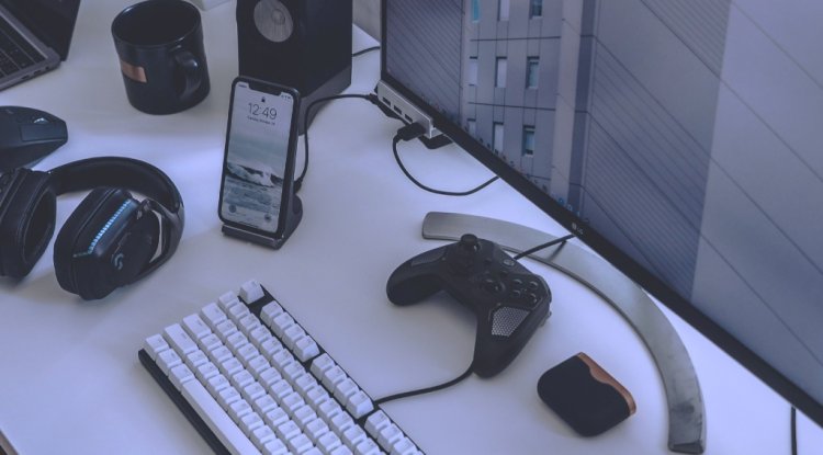 Useful Digital Tools That Make Great Gifts